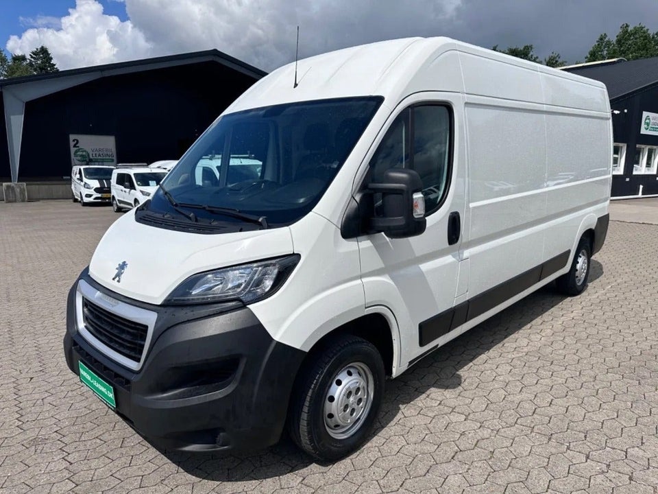 Peugeot Boxer 335 2,2 BlueHDi 140 L3H2 Premium