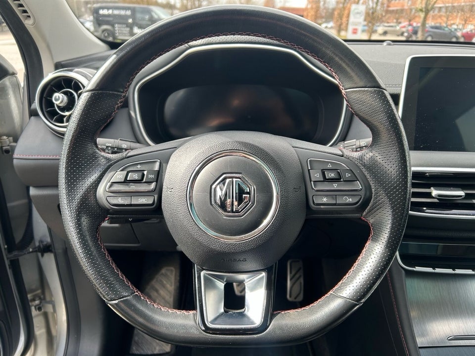 MG EHS 1,5 PHEV Luxury 5d