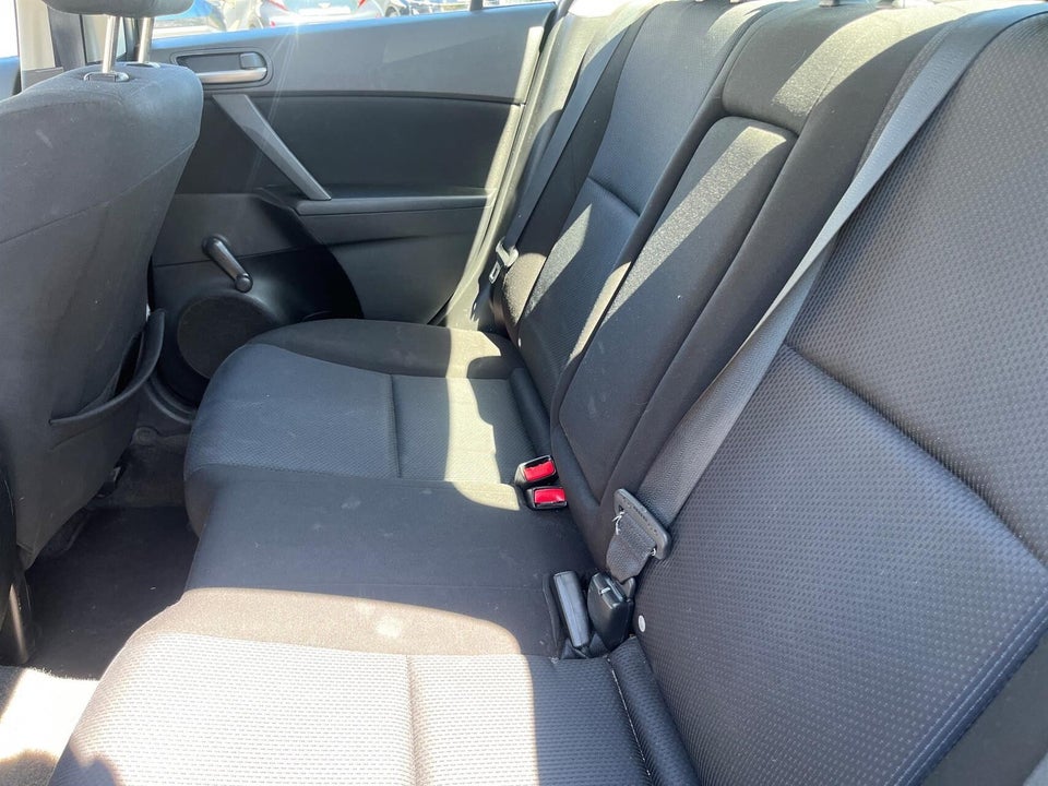 Mazda 3 1,6 Advance 5d
