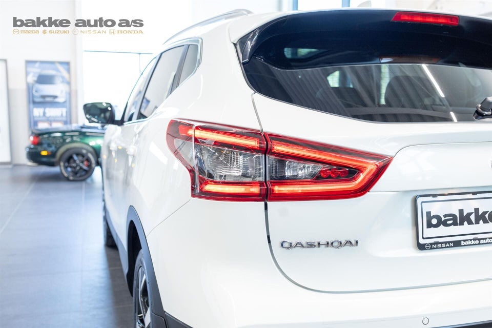 Nissan Qashqai 1,3 Dig-T 160 Tekna 5d