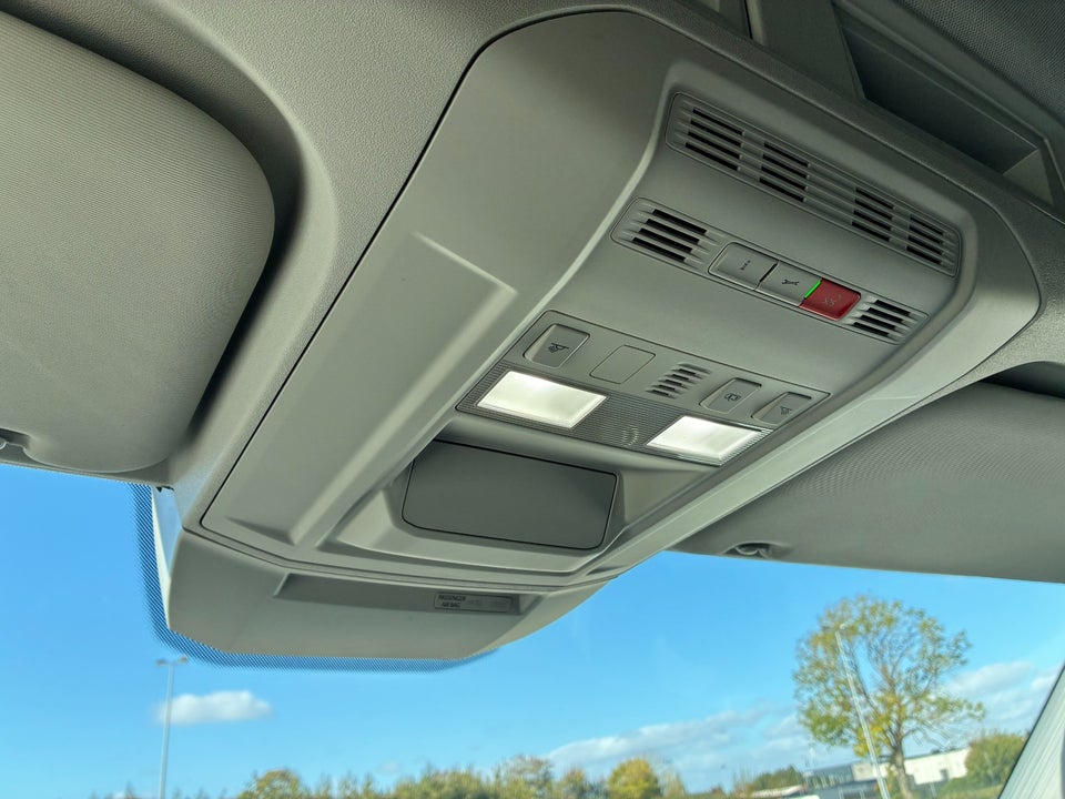 VW Crafter 35 2,0 TDi 177 Kassevogn L3H3 aut.