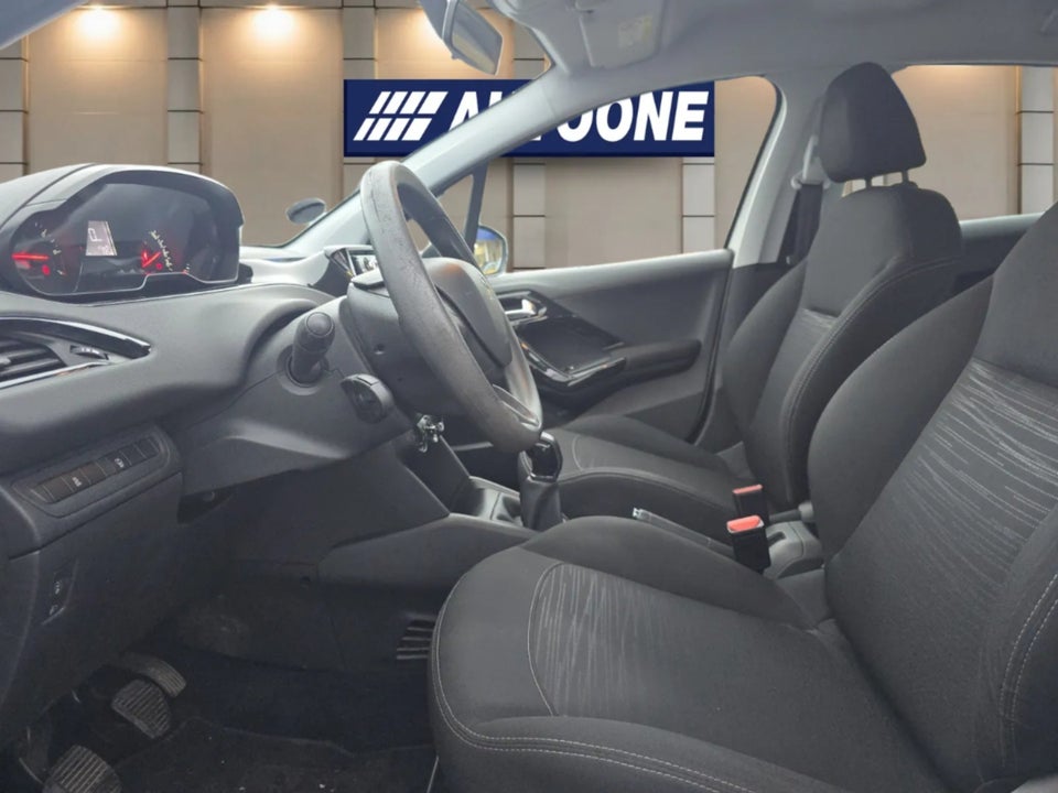 Peugeot 208 1,0 VTi Access 5d