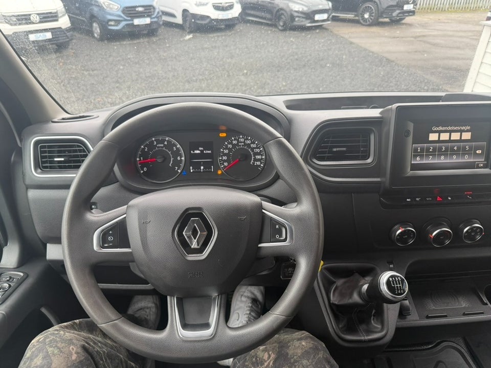 Renault Master IV T33 2,3 dCi 150 L2H2 Kassevogn