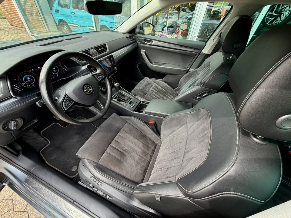 Skoda Superb 2,0 TDi 150 Business Executive Combi DSG 5d