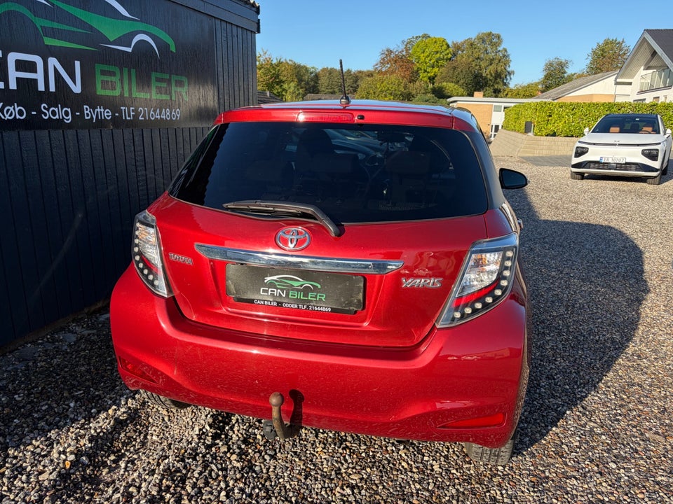 Toyota Yaris 1,3 VVT-i T2 Style 5d