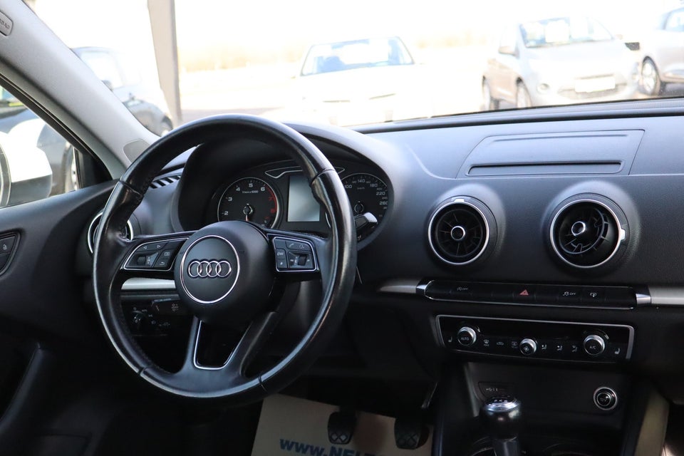 Audi A3 1,0 TFSi 116 Sport Sportback 5d