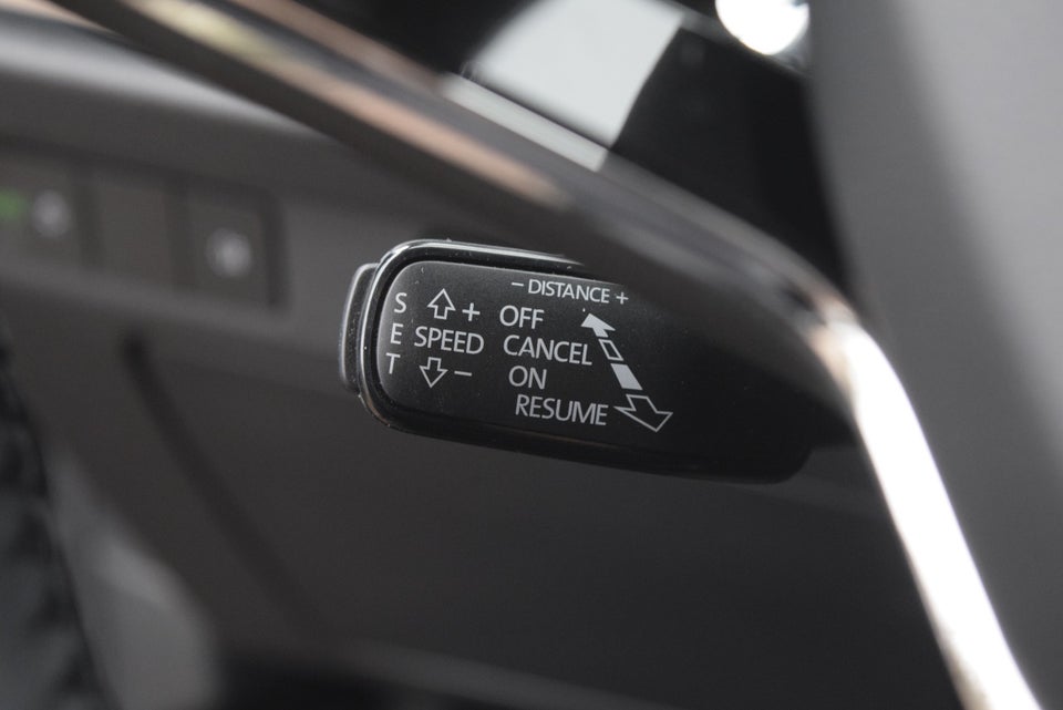 Skoda Enyaq 60 iV Loft 5d