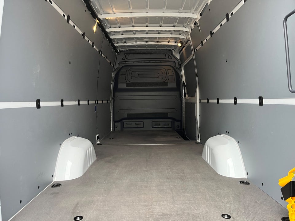 Mercedes eSprinter 420 113 A3 Kassevogn SELECT