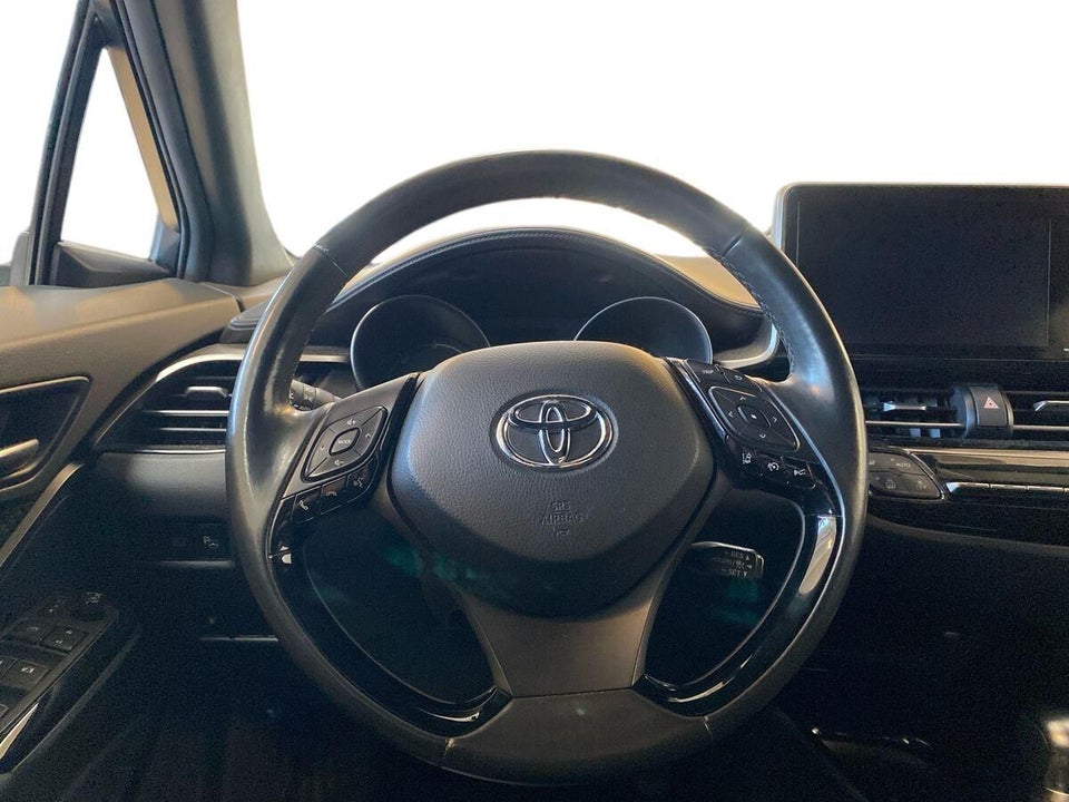 Toyota C-HR 1,8 Hybrid Premium Selected CVT 5d