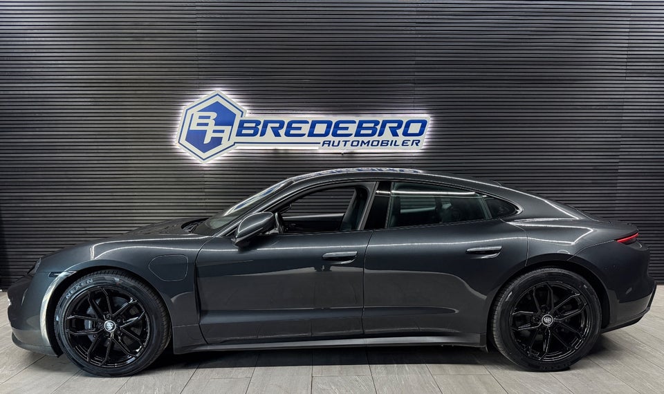 Porsche Taycan 4d