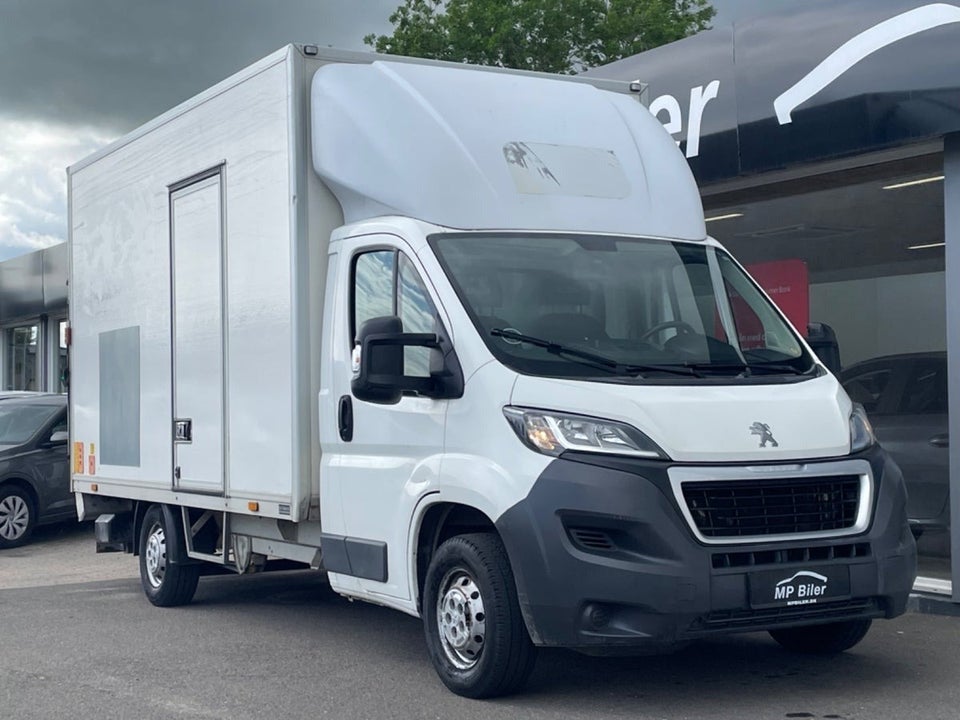 Peugeot Boxer 335 2,2 HDi 130 Alukasse m/lift 2d