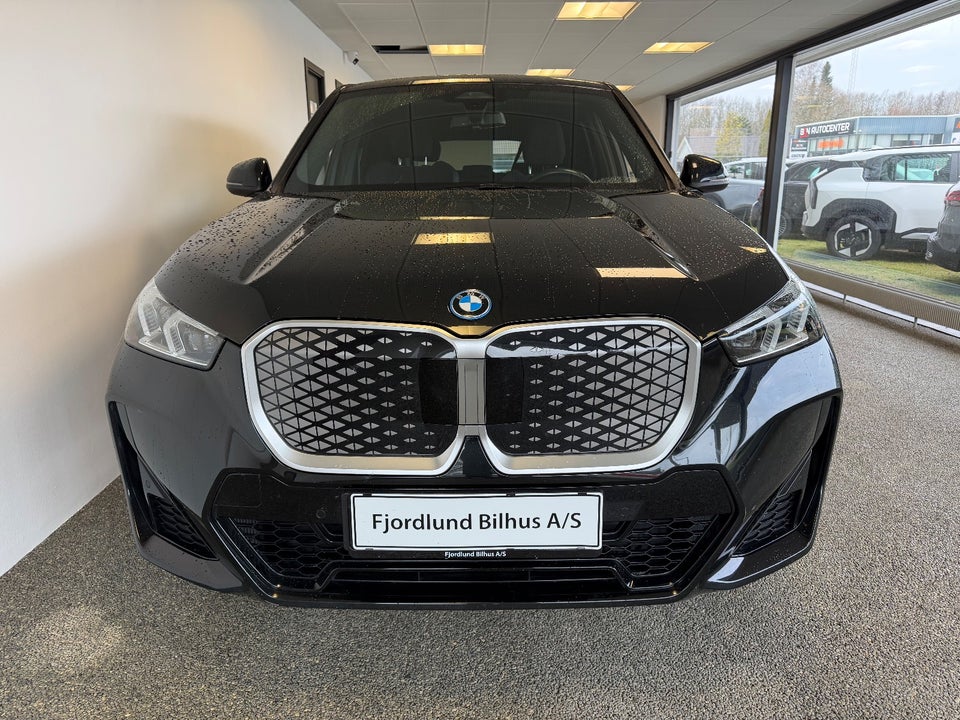 BMW iX1 xDrive30 M-Sport Premium 5d