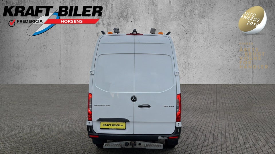 Mercedes Sprinter 317 2,0 CDi A2 Kassevogn aut. RWD