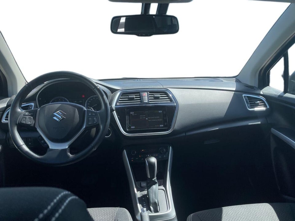 Suzuki S-Cross 1,4 mHybrid Active aut. 5d