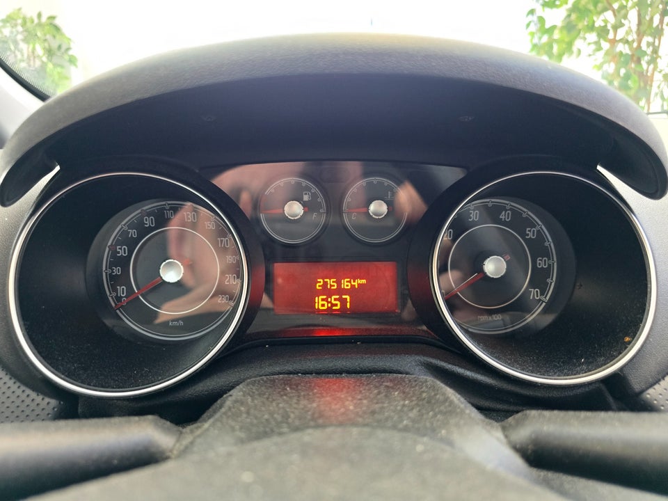 Fiat Punto Evo 1,4 Dynamic 5d