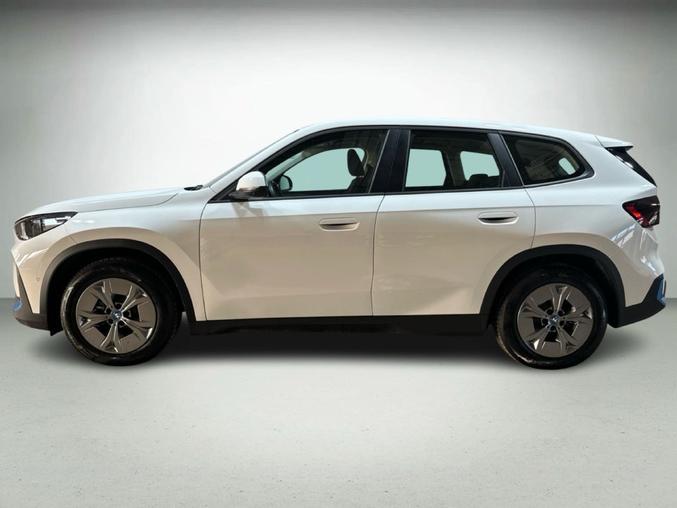 BMW iX1 xDrive30 X-Line 5d