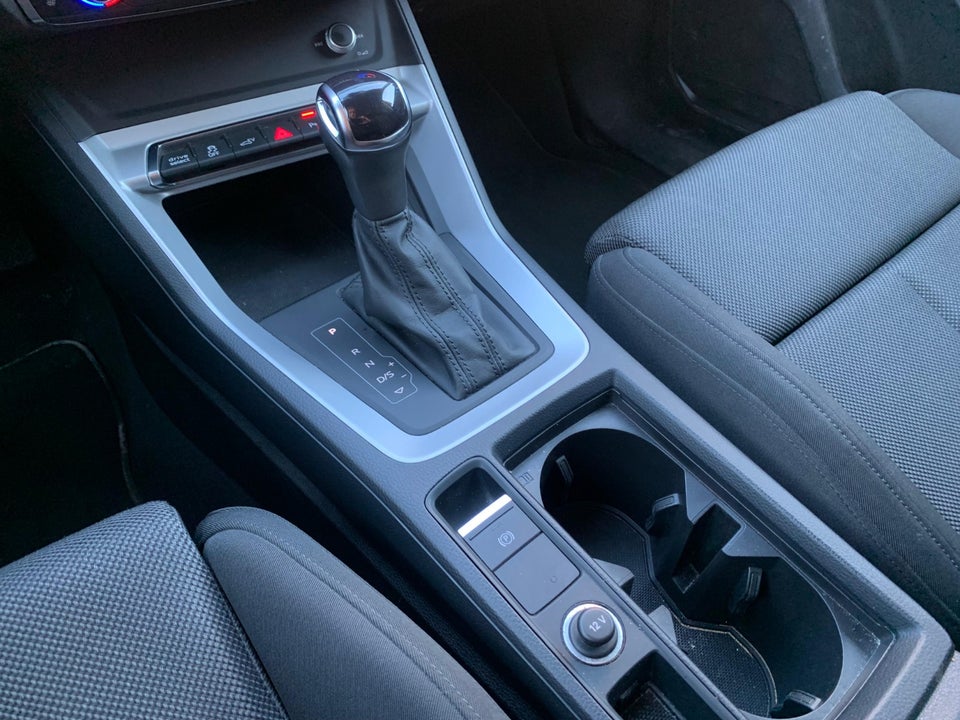 Audi Q3 45 TFSi e Attitude plus S-tr. 5d
