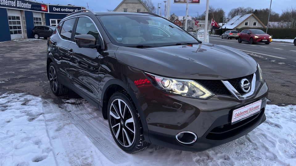 Nissan Qashqai 1,2 Dig-T 115 Tekna X-tr. 5d