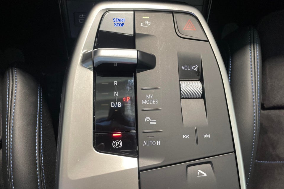 BMW iX1 eDrive20 M-Sport 5d