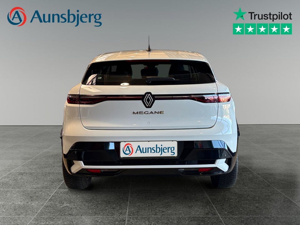 Renault Megane E-Tech 40 Equilibre 5d