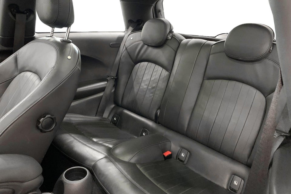 MINI Cooper SE Maximise 3d