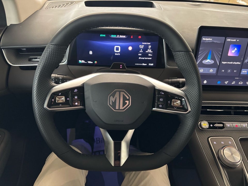 MG MGS6 77 Luxury Long Range 5d