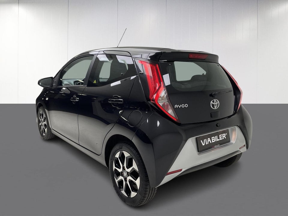 Toyota Aygo 1,0 VVT-i x-plore 5d