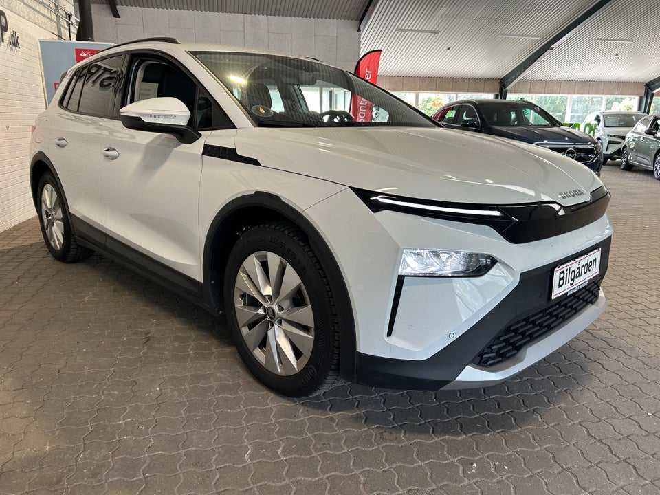 Skoda Elroq 60 iV Loft 5d