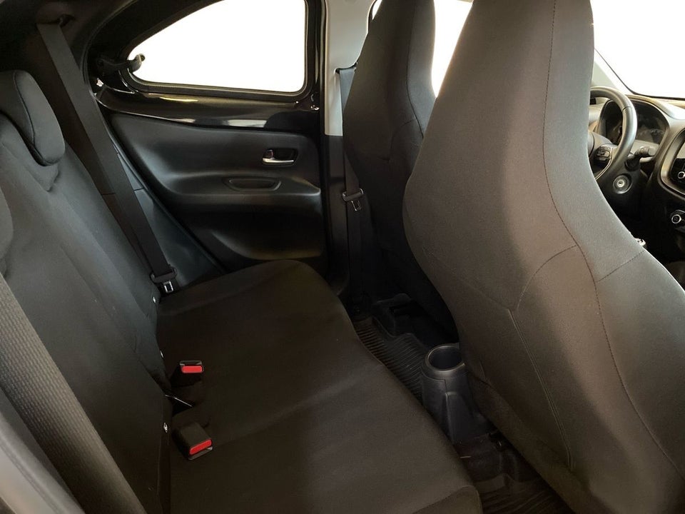 Toyota Aygo X 1,0 Active 5d