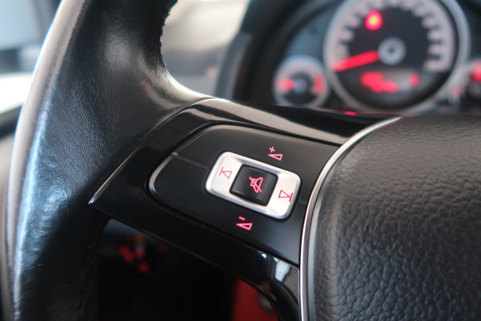 VW Up! 1,0 MPi 60 Move Up! BMT 5d