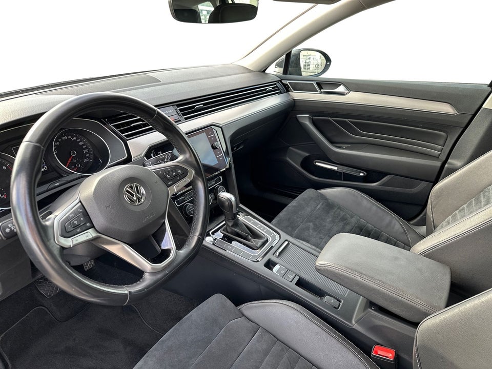 VW Passat 1,5 TSi 150 Elegance+ Variant DSG 5d