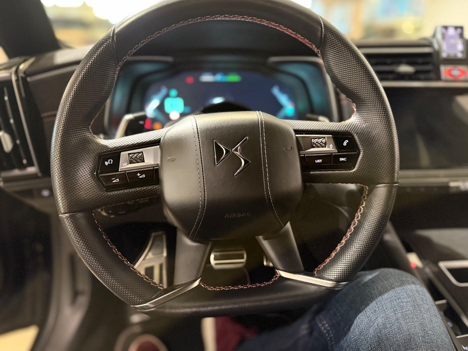 DS DS 9 1,6 E-Tense Performance Line+ EAT8 4d