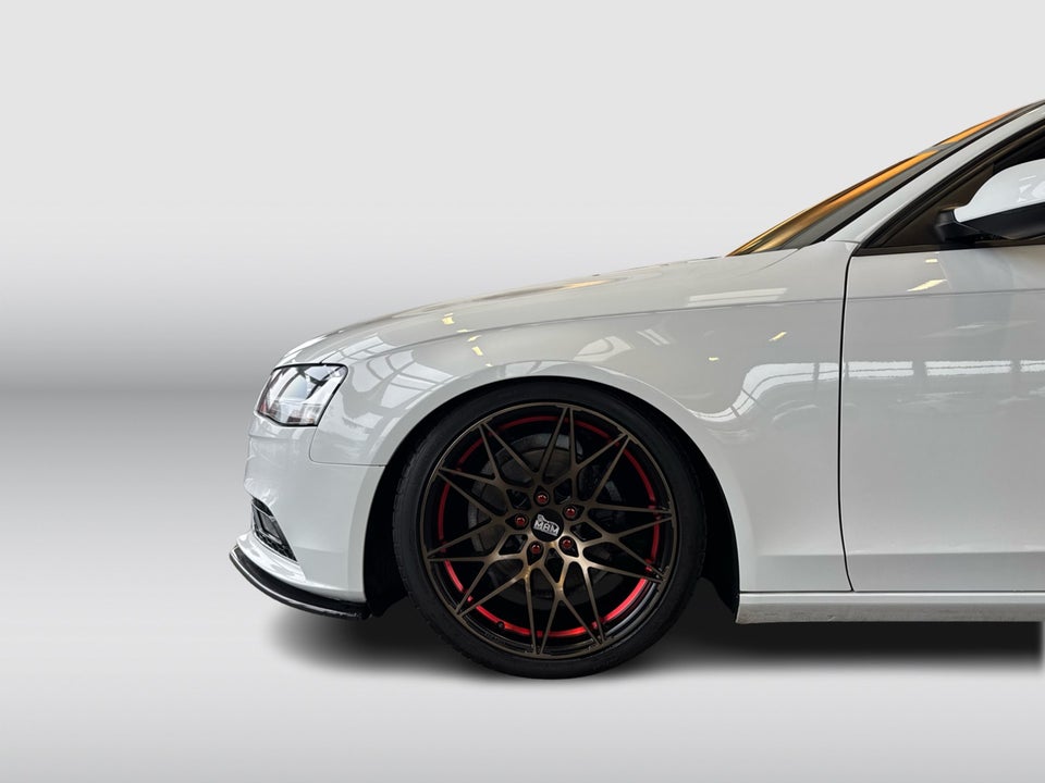 Audi A4 2,0 TDi 143 Avant 5d