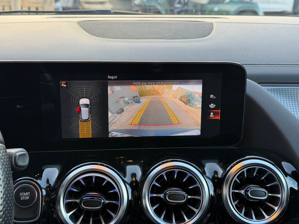 Mercedes EQA300 AMG Line 4Matic 5d