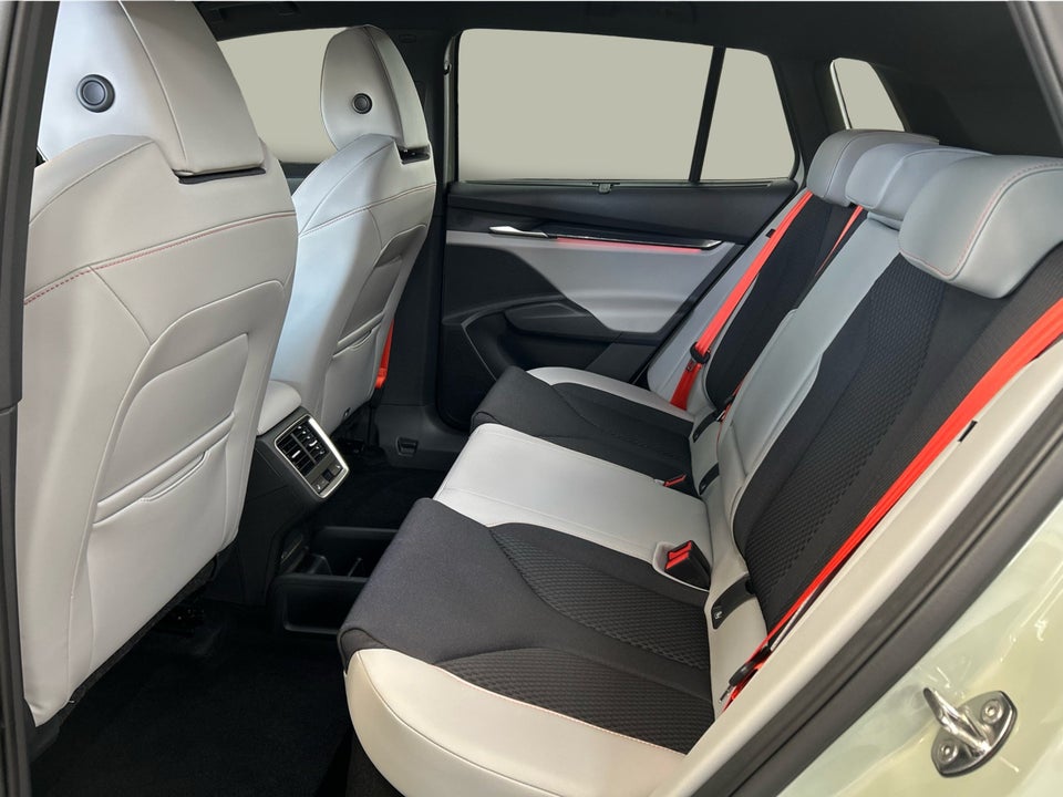 Skoda Elroq 85 iV Lodge Maxx 5d