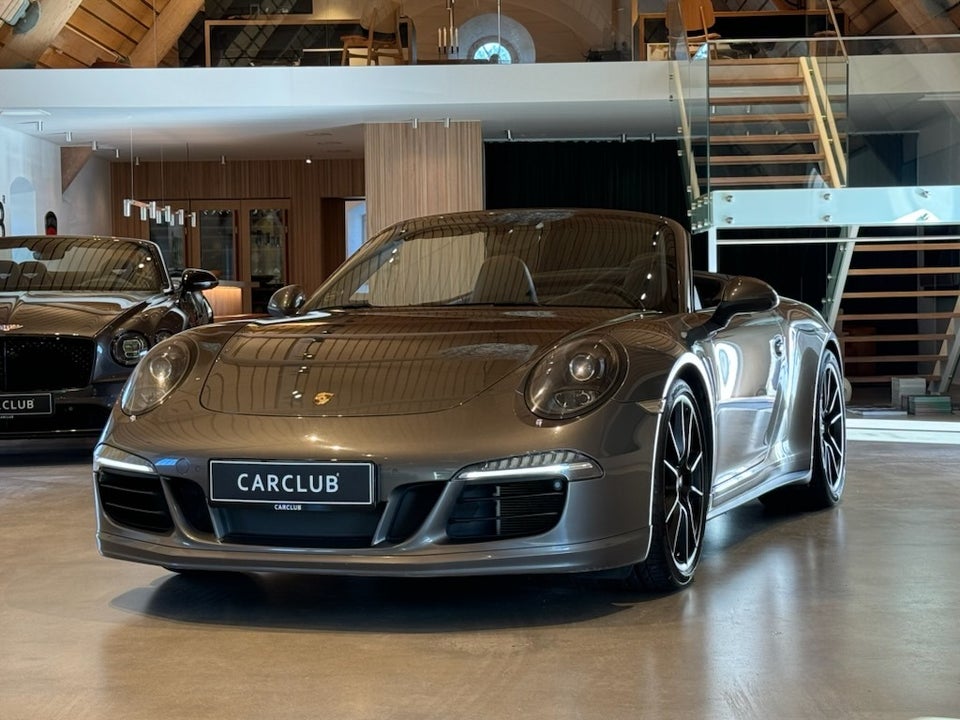 Porsche 911 Carrera 4S 3,8 Cabriolet PDK 2d