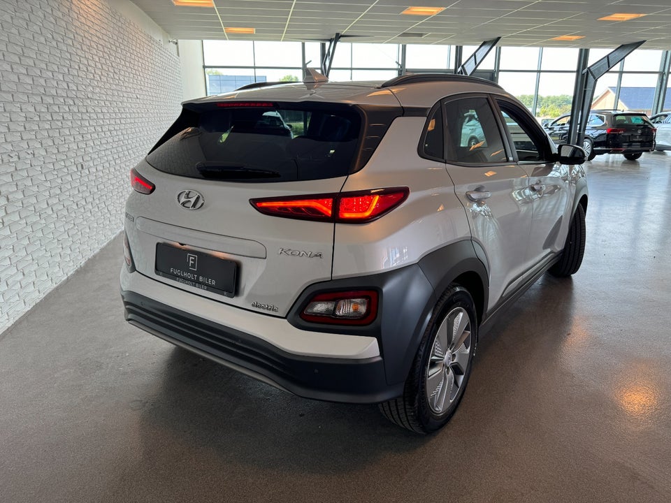 Hyundai Kona 64 EV Premium 5d