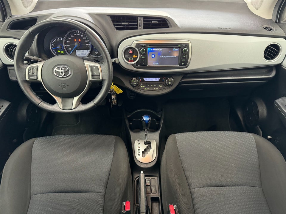 Toyota Yaris 1,5 Hybrid H2 Touch CVT 5d