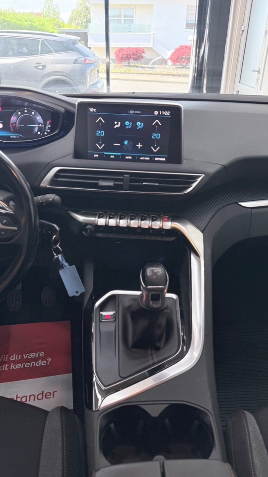 Peugeot 5008 1,2 e-THP 130 Allure 7prs 5d