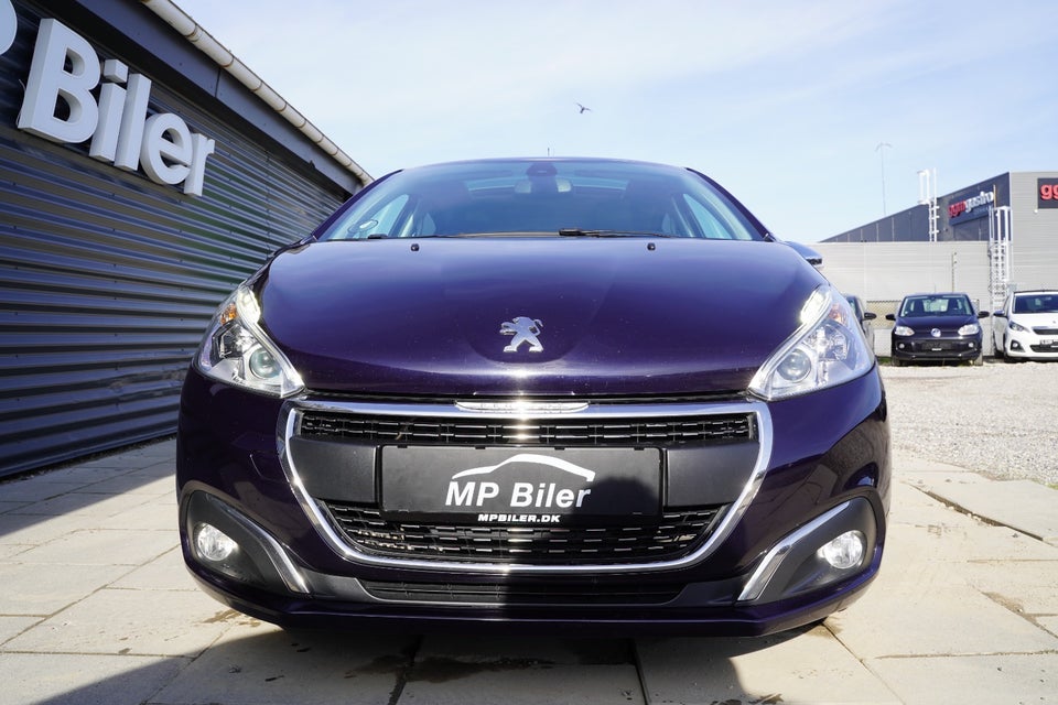 Peugeot 208 1,6 BlueHDi 100 Desire Sky 5d