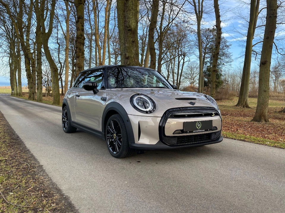 MINI Cooper SE Collection 3d