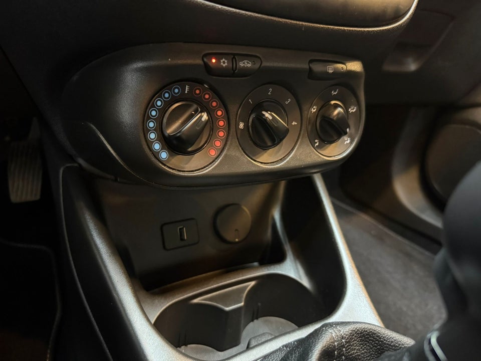 Opel Corsa 1,4 Enjoy 5d