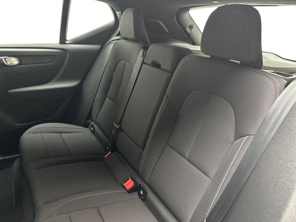 Volvo EX40 Extended Range Plus 5d