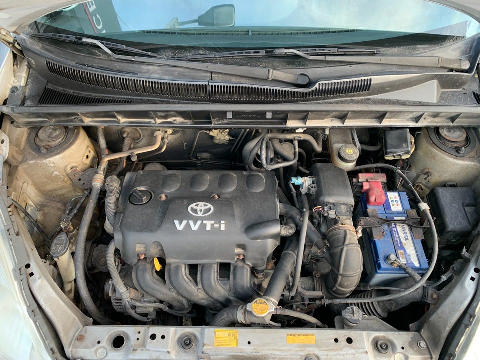 Toyota Yaris Verso 1,5 Luna Komfort 5d