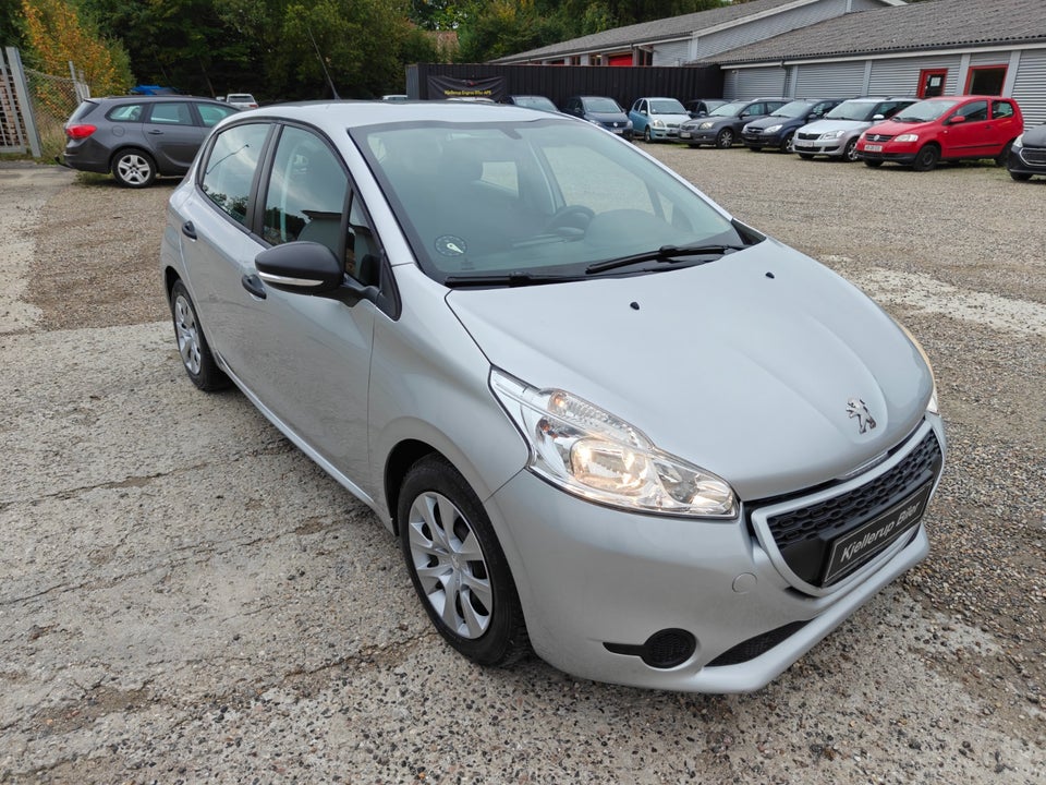 Peugeot 208 1,0 VTi Access 5d