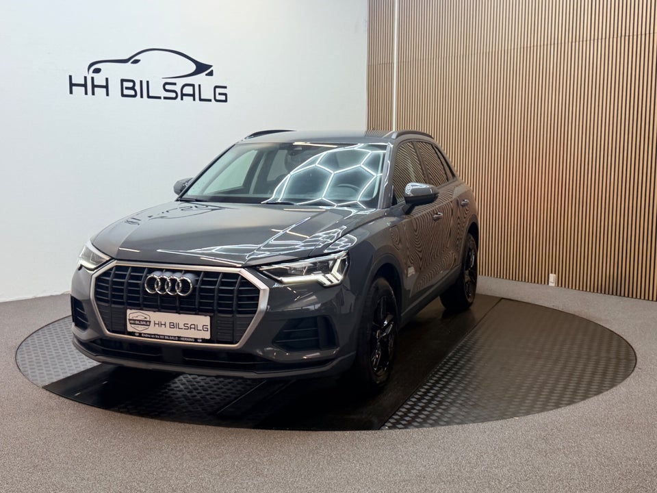 Audi Q3 45 TFSi e Attitude plus S-tr. 5d