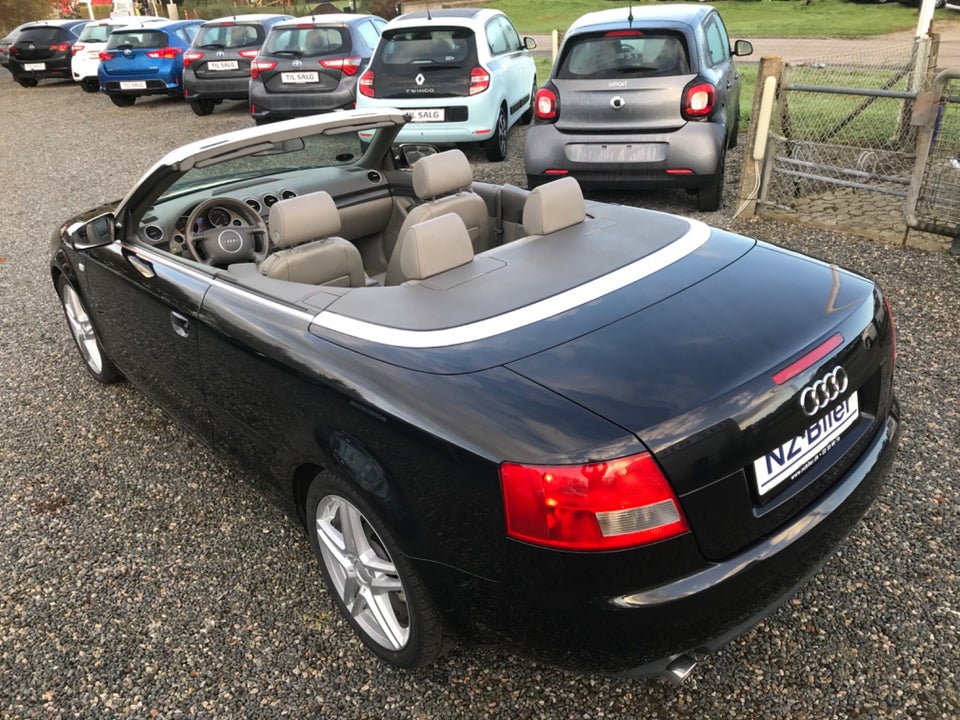 Audi A4 3,0 V6 Cabriolet Multitr. 2d