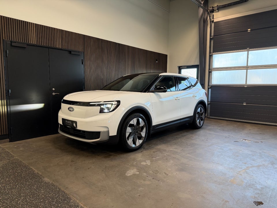 Ford Explorer 77 Premium Extended Range 5d