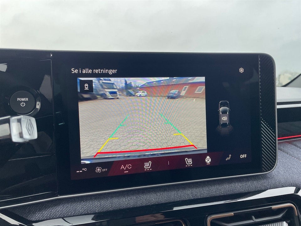 Renault 4 E-Tech 52 Techno 5d