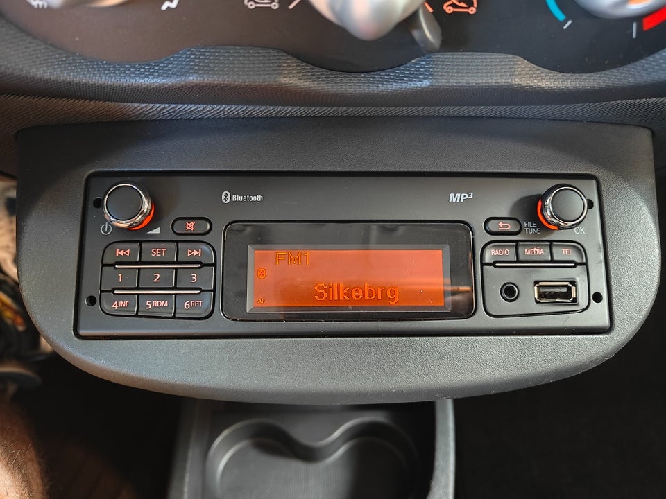 Renault Twingo 1,2 16V Authentique ECO2 3d
